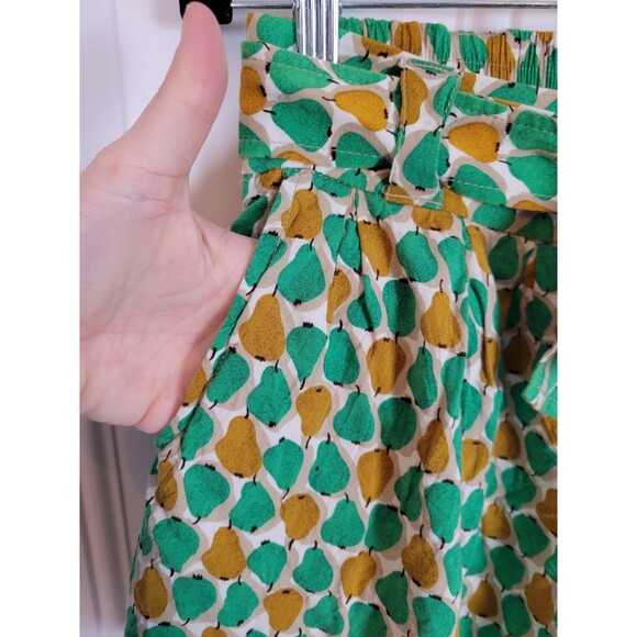 Anthropologie Daughters of The Liberation Pear Print Shorts Size 4 Novel… - Picture 3 of 8